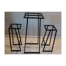 Table and bar stools - bar set