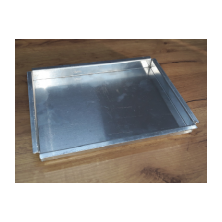 Aluminum tray with edges