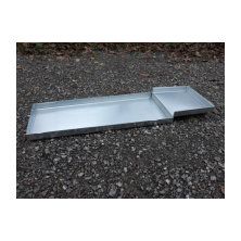 Two-level tray of galvanized sheet