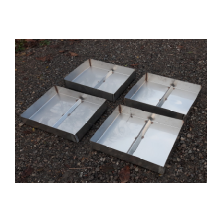 Stainless steel trays with stiffening