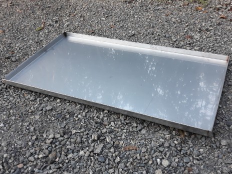Tray of stainless steel
