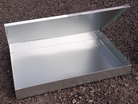 Galvanized tray with lid